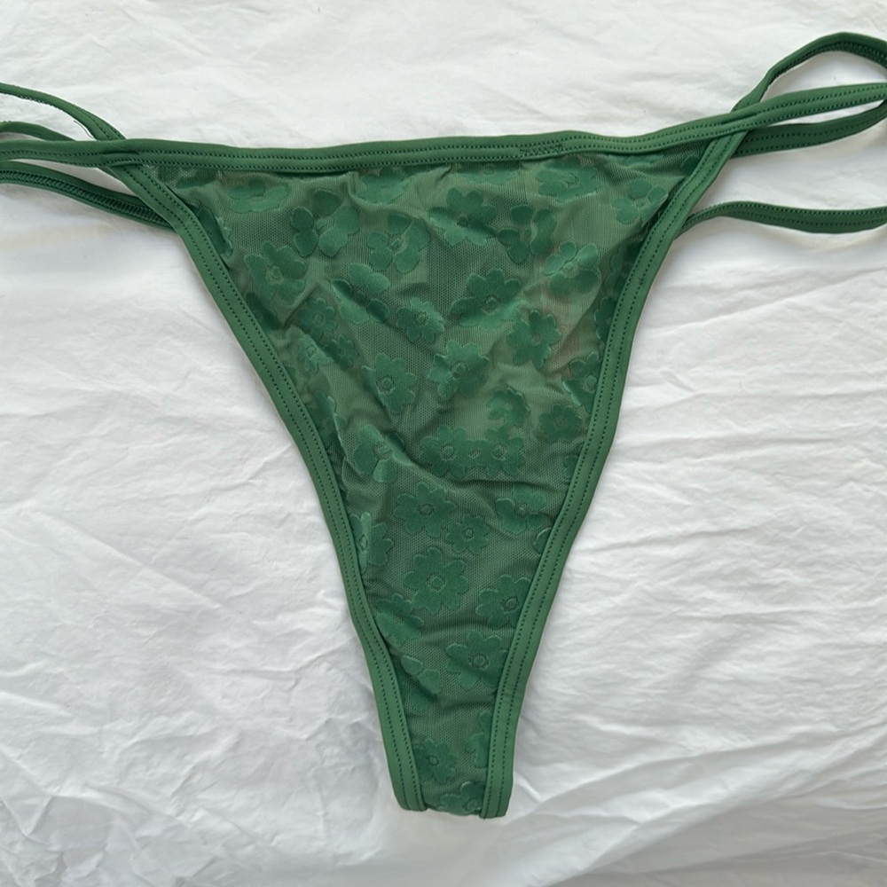 Victoria’s Secret Pink strappy mesh thong with floral detail Size XL. Excellent.